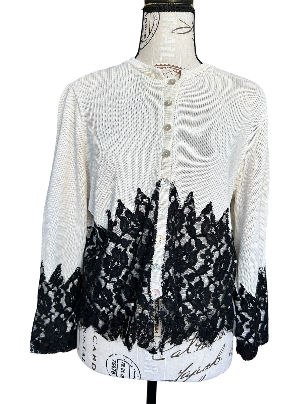 Vintage Elaris Silk/Cotton Blend Lace Cardigan Sweater labeled Large